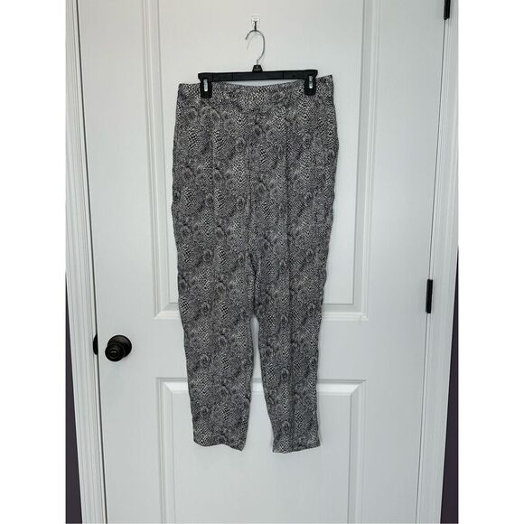 Joie 100% Silk Snakeskin Pants Size 6 - Picture 1 of 10